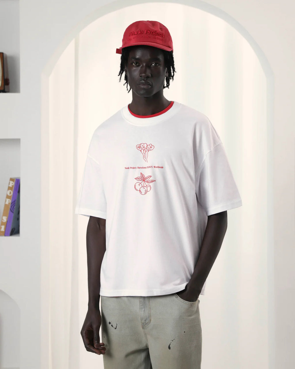 Camiseta Swan Garden – Nude Project